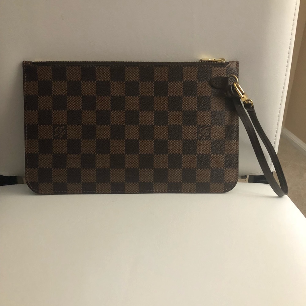 Louis Vuitton Ebe wristlet / clutch